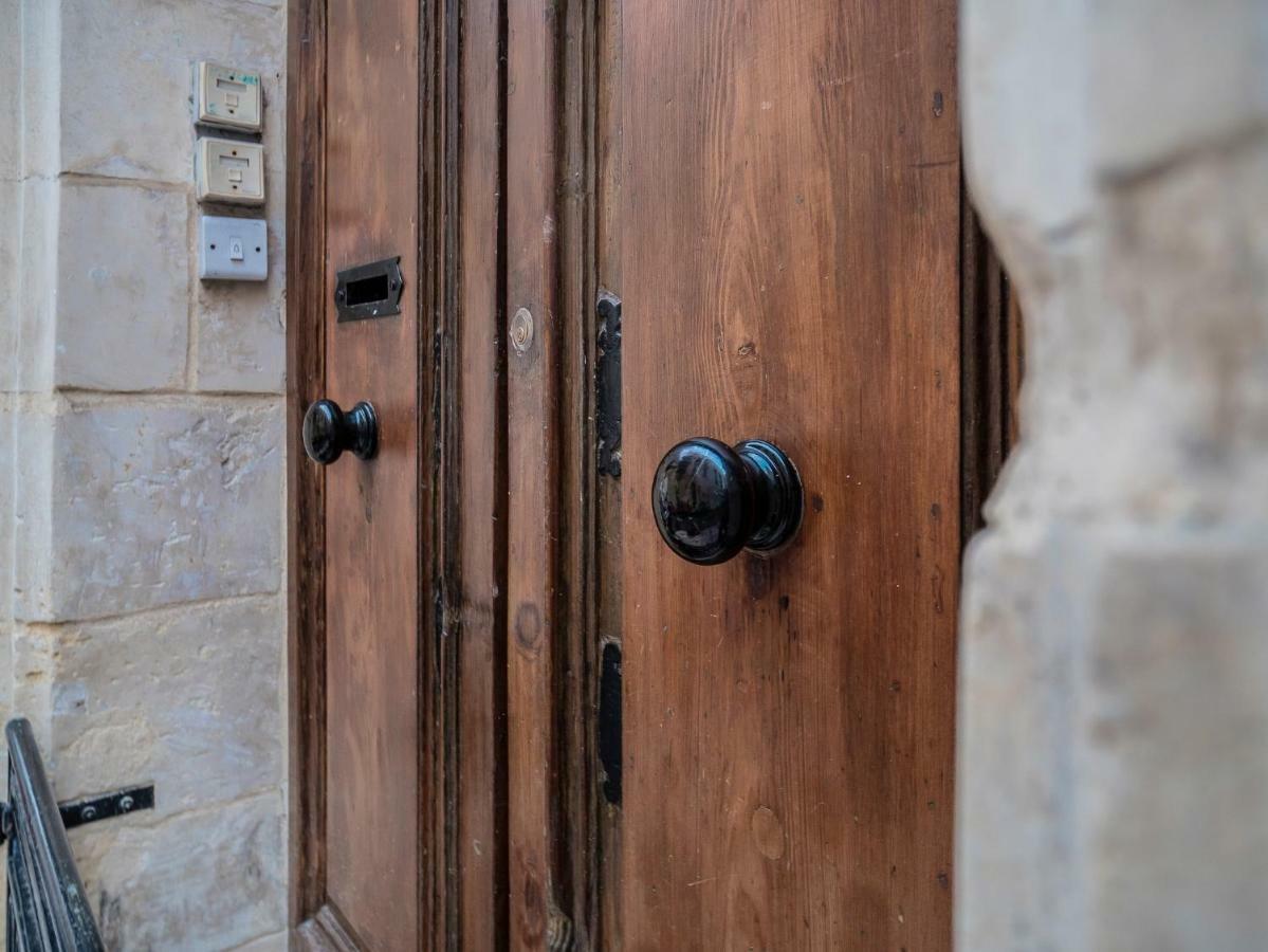 Valletta Main Street Apartment Buitenkant foto
