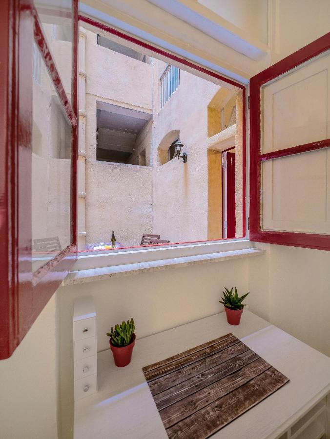 Valletta Main Street Apartment Buitenkant foto